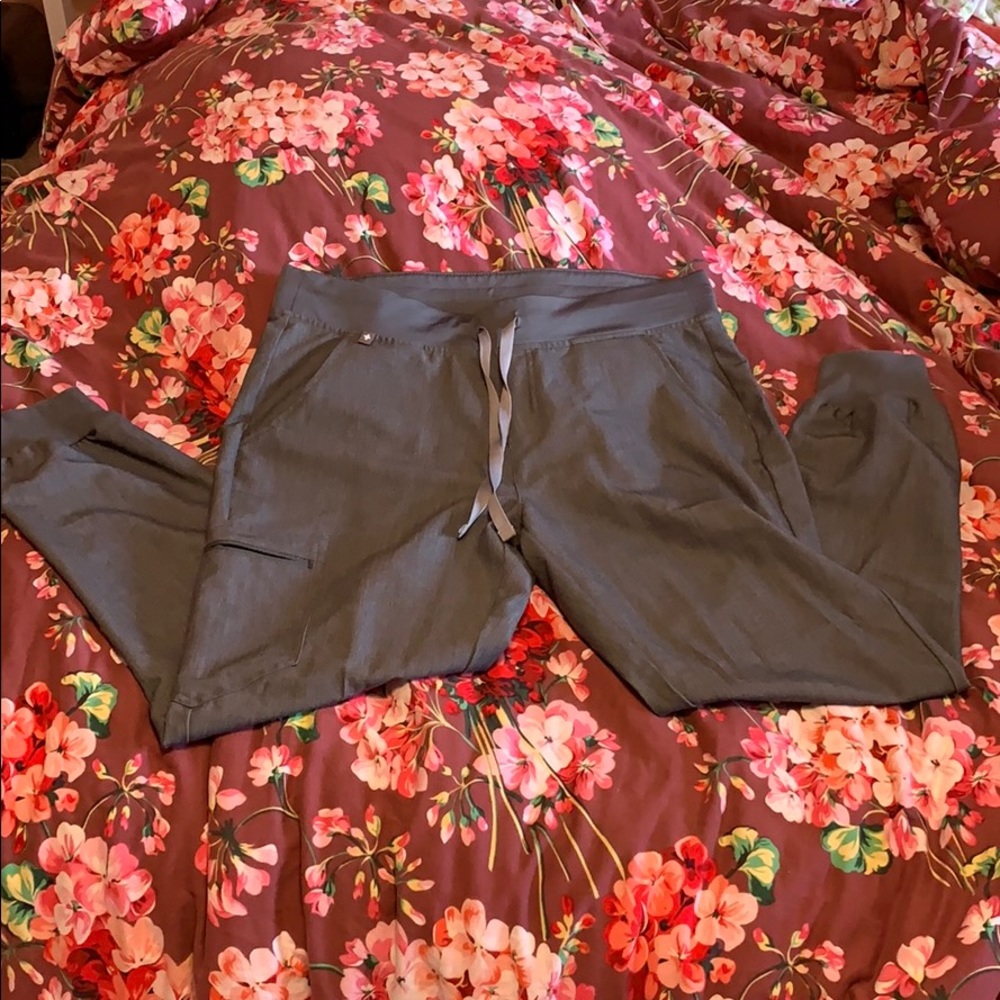 Figs graphite joggers